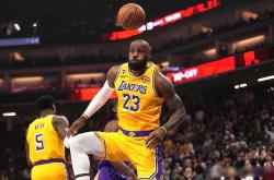 爱游戏体育- 杜兰特不相信长夜将至 