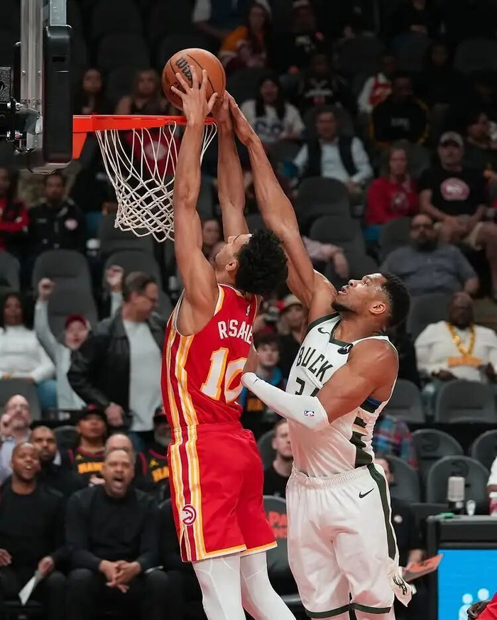 浓眉哥连续二十场比赛得分超过连败,曼联挑战极限!的简单介绍 浓眉哥连续二十场比赛得分超过连败,曼联挑战极限!的简单介绍